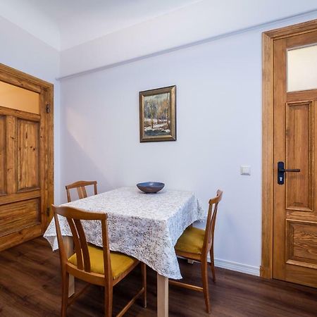 Stories Writer'S Ap 40Sqm Renovated Free Parking Apartment Rīga Exterior foto