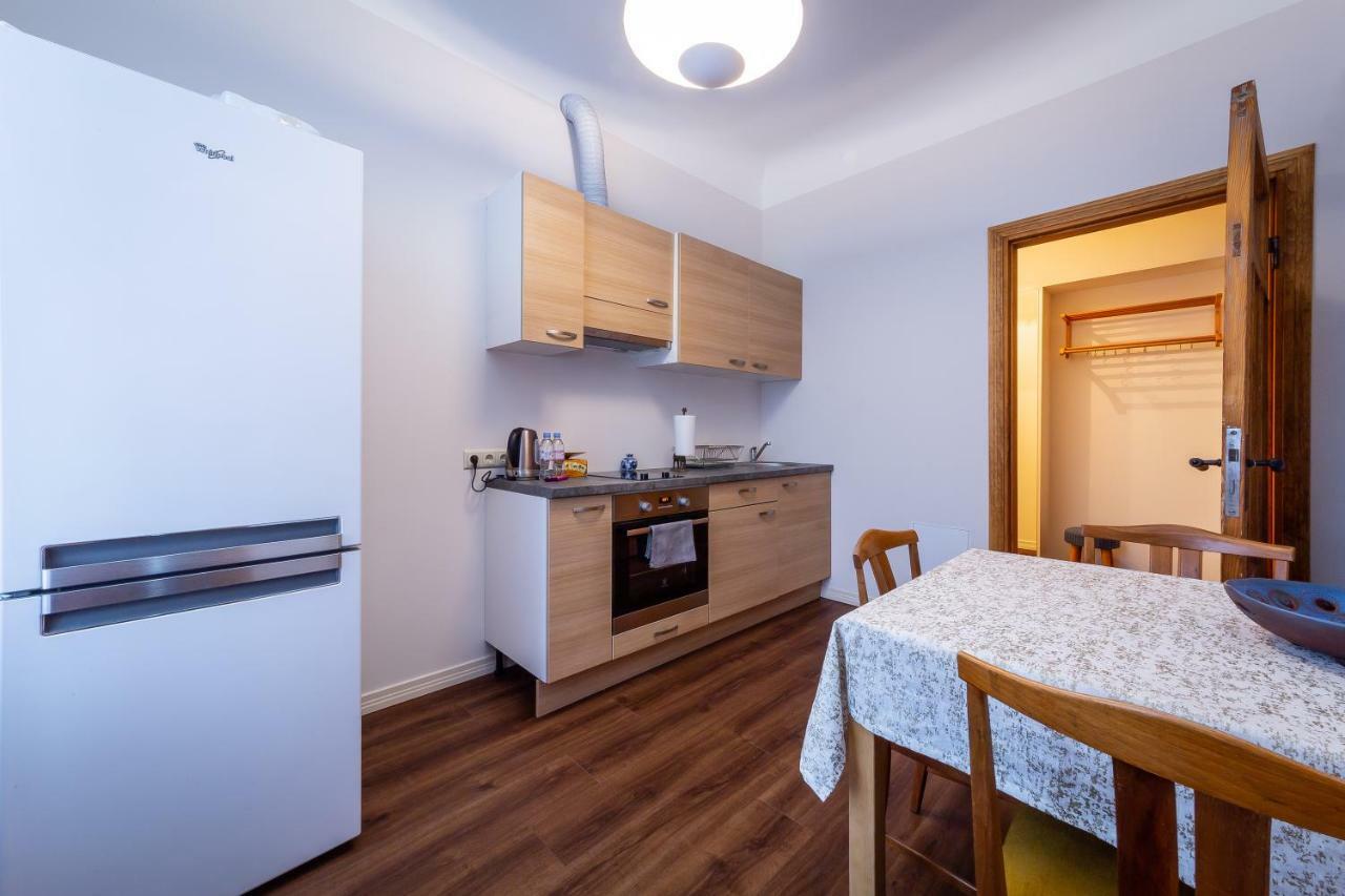Stories Writer'S Ap 40Sqm Renovated Free Parking Apartment Rīga Exterior foto
