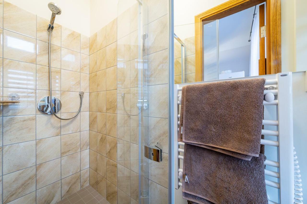 Stories Writer'S Ap 40Sqm Renovated Free Parking Apartment Rīga Exterior foto